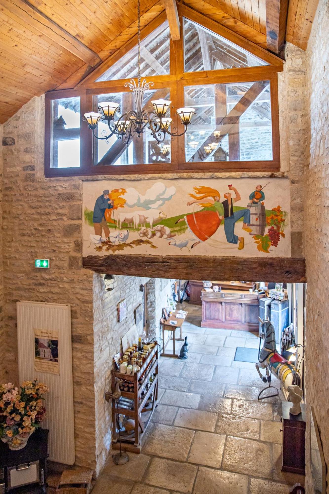 Hotel De La Beursaudiere Nitry Esterno foto