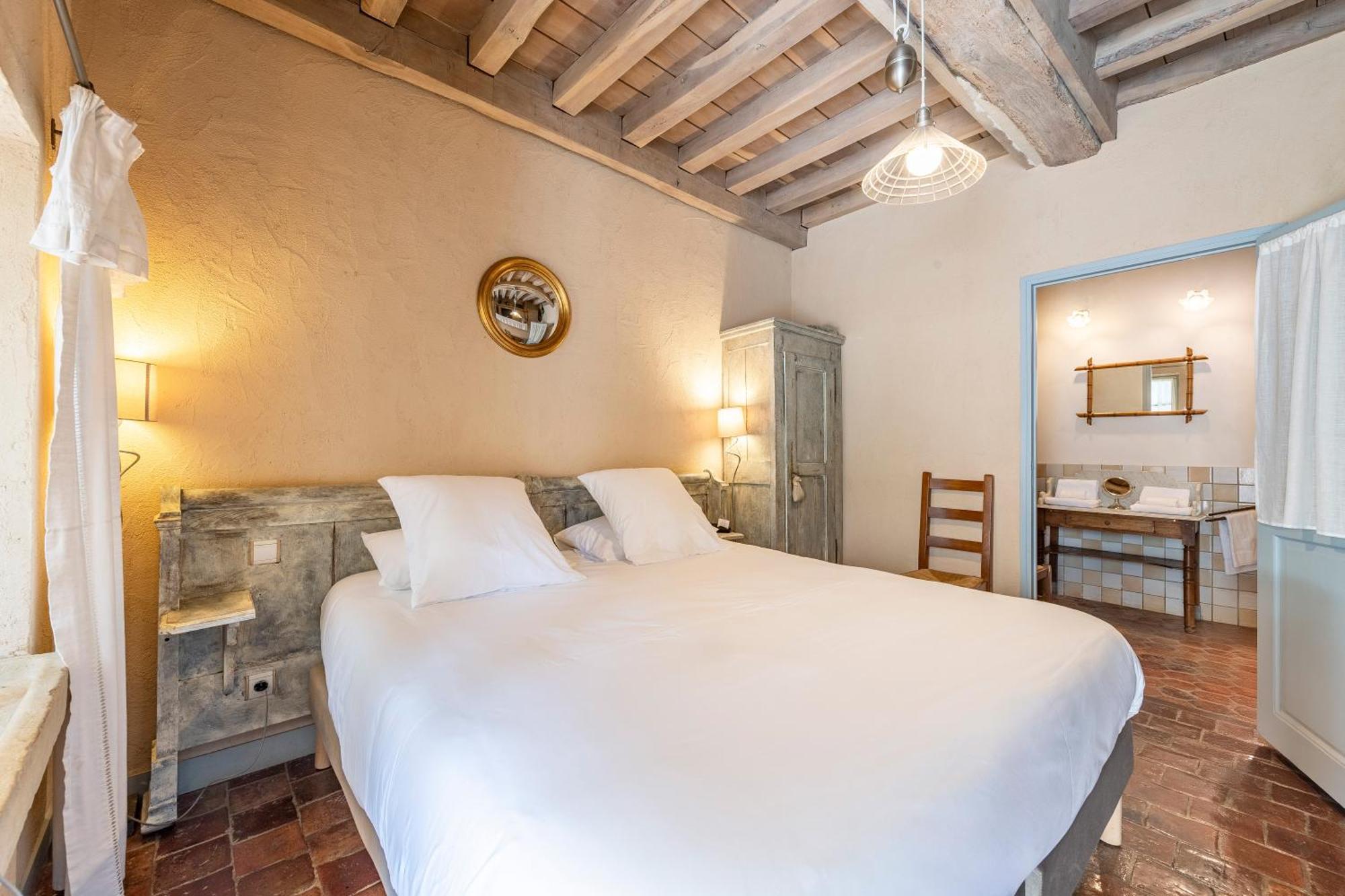 Hotel De La Beursaudiere Nitry Esterno foto